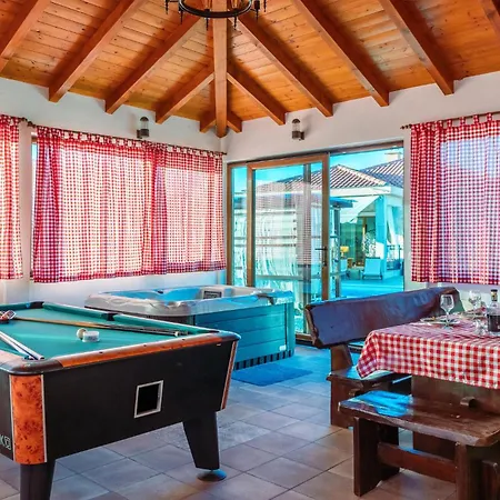 Stunning In With Sauna * Vrsi