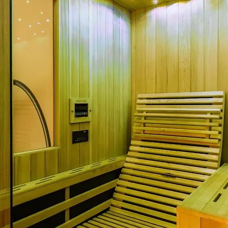 Luxurious In With Sauna *