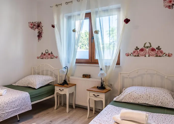 Stunning In With Sauna Дом отдыха