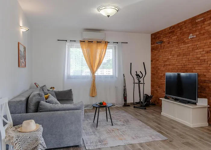 Дом отдыха Stunning In With Sauna Врси